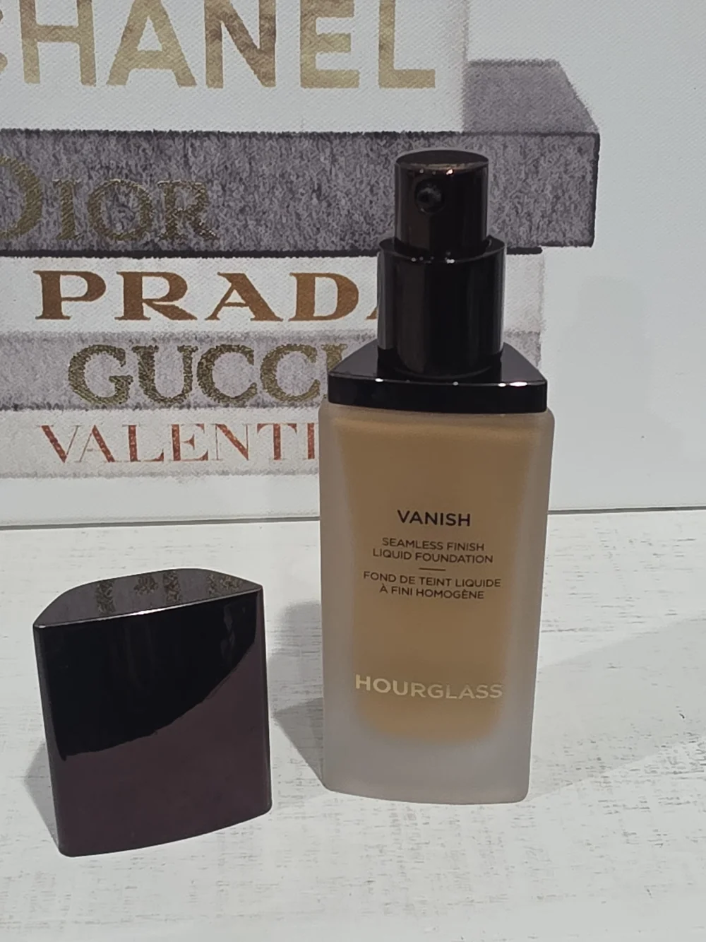 Hourglass Vanish Seamless Finish Liquid Foundation — Honey Shade
